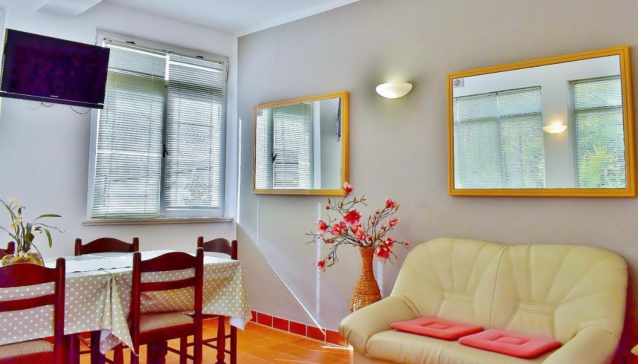 Apartman Balen J. Banjol ภายนอก รูปภาพ